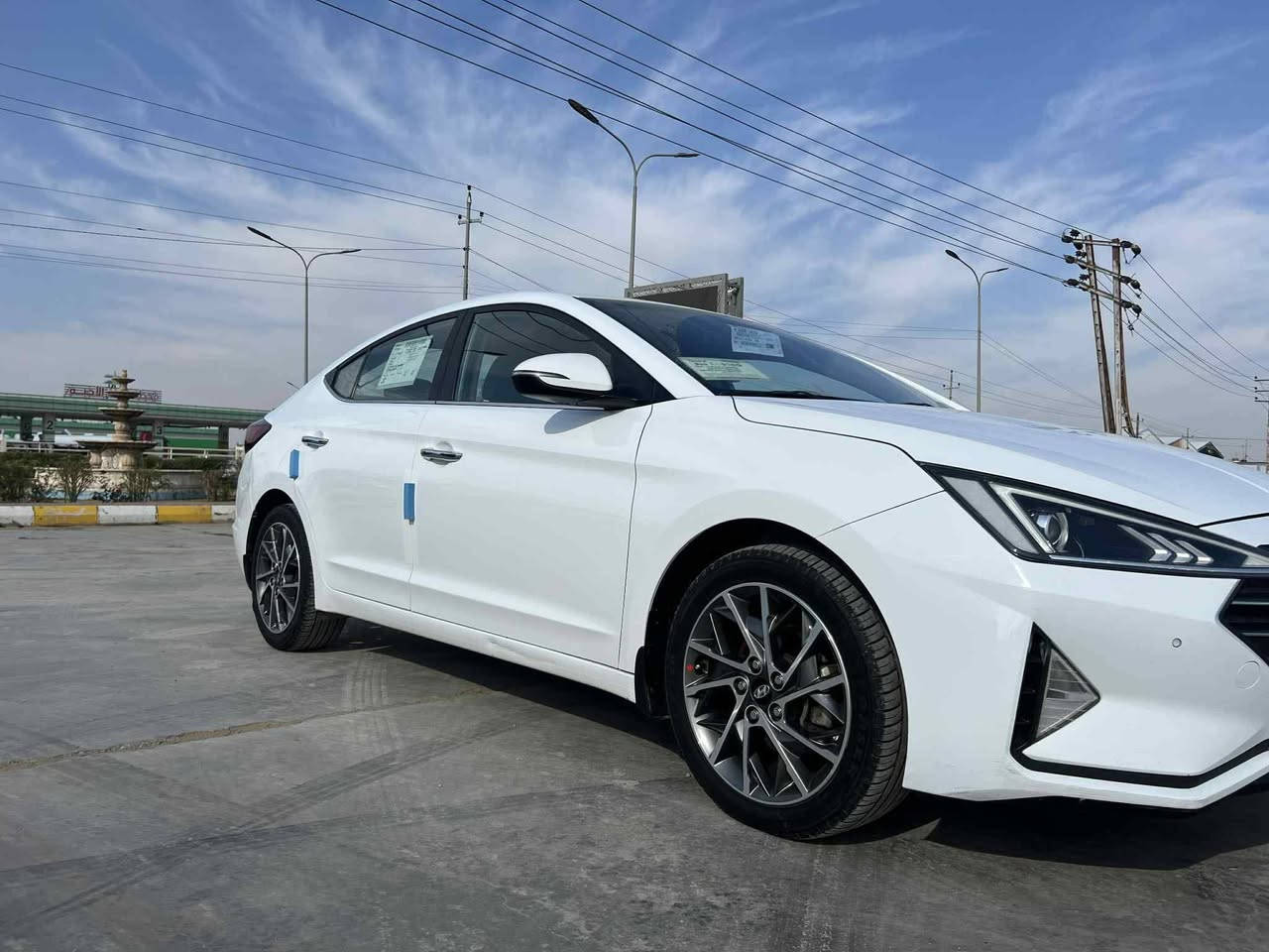 السلام عليكم ♥️
النترا 2020 ✅
ماشيه 63 ✅
محرك2000✅️
حساس امامي خلفي ✅️
تبريد قطعتين✅️
كفاله عامه ✅
تخم تاير جديد✅ 
كير ومحركً كفاله ع  وضع شركه✅ 
رقم أربيل الجديد  تحويل أو وكاله✅ 
سياره فول 1/1✅ 
مكان السياره واسط الصويره🏠 
للاستفسار اتصال ع رقم فقط☎️ 
***********
