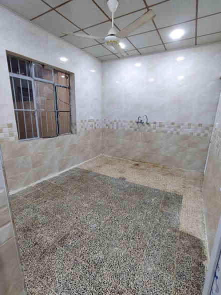 دار للايجار حي النور
خلف دانيه ماركت 
200متر معزول
غرفتين واستقبال وصحيات ومطبخ وكراج ومنور 

للاستفسار زياره المكتب 
حي النور قرب ملعب الكلاسيكو 
او الاتصال على الارقام التالية 
***********
***********
***********
