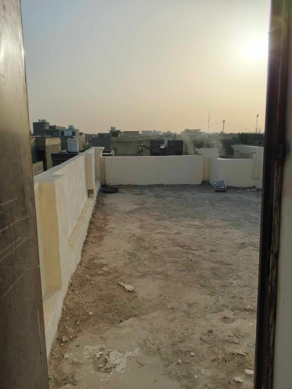 بيت للبيع المساحه 100
واجهه 5 ونزال 20
ثلاث عرف نوم 
واجه حجر 
استقبال 
صاله 
حمامات 2
البيت جديد ما مسكون 
مجمع الاسدي قرب جامع الودود 
***********
