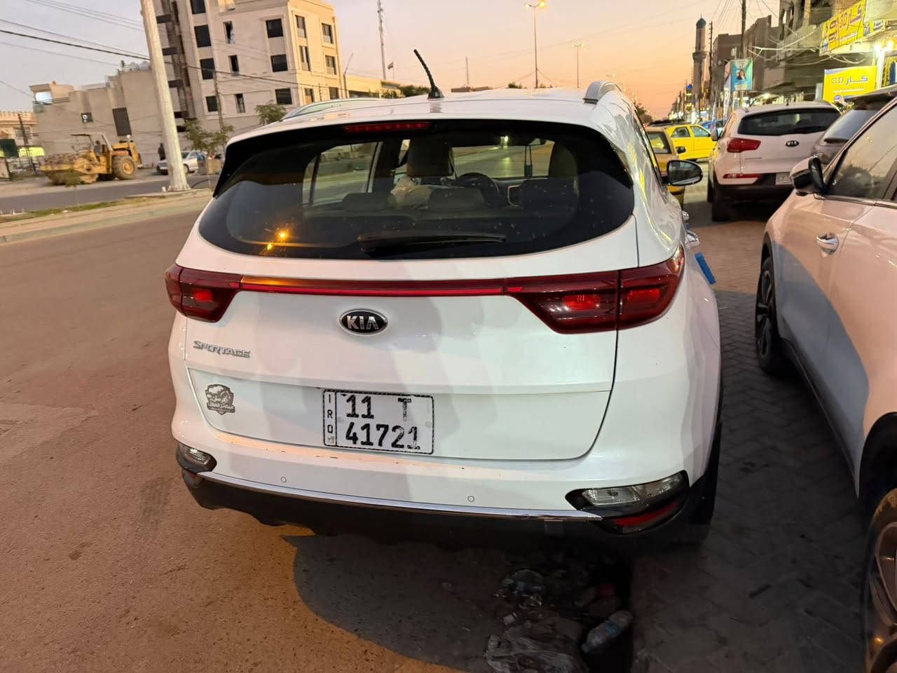 السلام عليكم.   سبورتج موديل 2020
ماشيه ١٠٥ 
تفاصيل كامله بل سونار 
السعر ١٨٧ وبيه مجال شي بسيط 
مكان بغداد حي الجهاد 
***********
