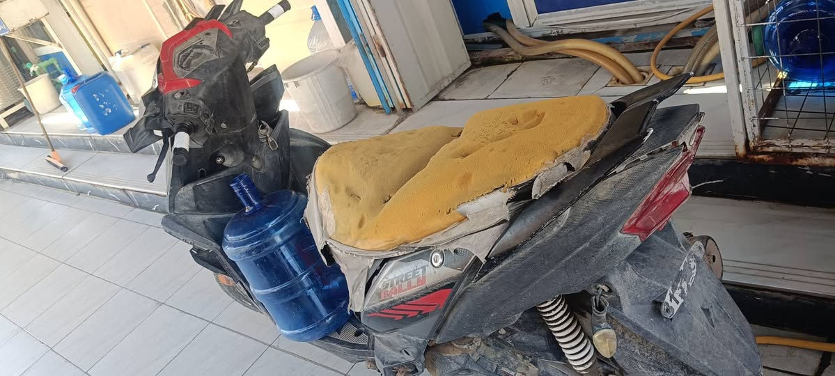 زت ار 20 گايمه وجفتتها كابريته تعبانة كلش مثل ما موضح
300وبيها مجال للطيبين ***********

