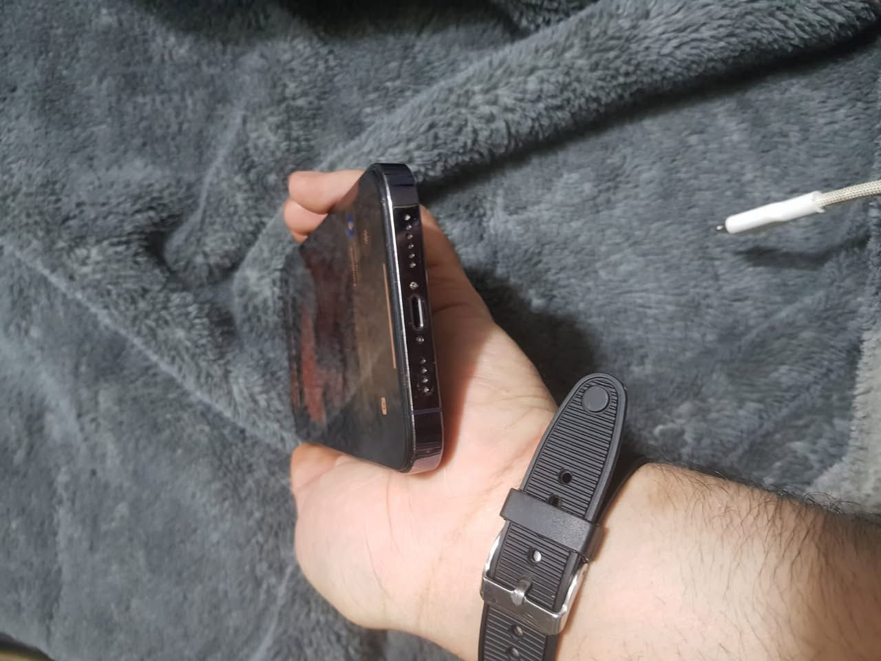 ايفون | 14 برو ماكس مبدل شاشة وبطارية اصليات. شاشة 3 خيارات مع حساس كامرة من كامرة الى أخرى فيس ايد شغال البطارية في وضع الوكالة النسبة 100  السعر 600 مع الكارتون الاصلي للجهاز


**إذا كنت صاحب هذا الإعلان وتريد حذفه لأي سبب، رجاءا أرسل رسالة إلى الدعم الفني**