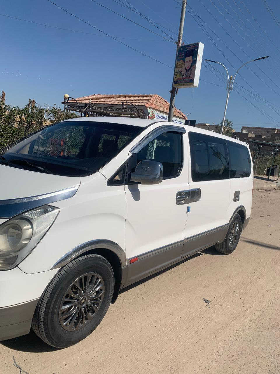 السلام عليكم ستاركس 2016مفتوح شكل جديد سياره جاهزه تاير تبريد رقم نكليزي بغداد مصفره هيه وغرامات وضريبه تلفون*********** مكان ناصريه مكلف بنشر
