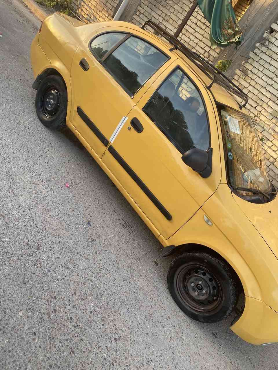 بسم الله الرحمن الرحيم
طيبه موديل ٢٠١٥
باسمي سنويه ساقطه صارله شهرين
رقم دولي 
نضيفه جاهزه للشارع 
بيه هلالات مشتغليهن جديد 
كير مكينه نضيفات 
داخل مسلفن وجاهزه للعمل 
شاشه اندرويد 
جام شغال كهرباء 
صدر جديد 
 
فاتح الكمبريسر عساس دشد جديد وما شديت
مكاني بغداد الشعب 
رقمي 
***********
