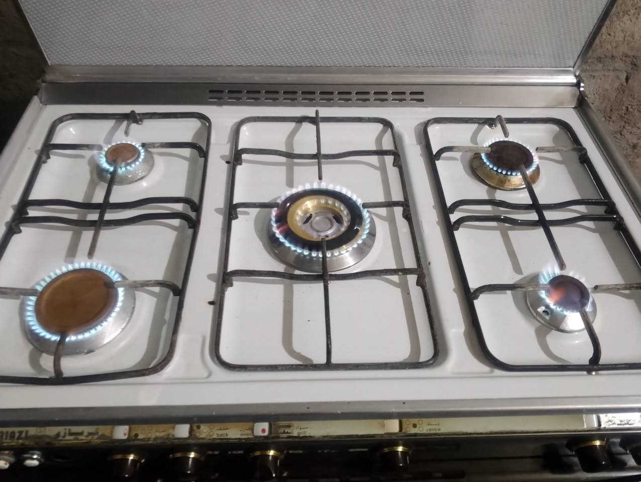 طباخ كريازي مصري شقال بل شرط عل فحص ضمان لمده شهر سعر 190وبيه مجال قليل لاتصال ***********
