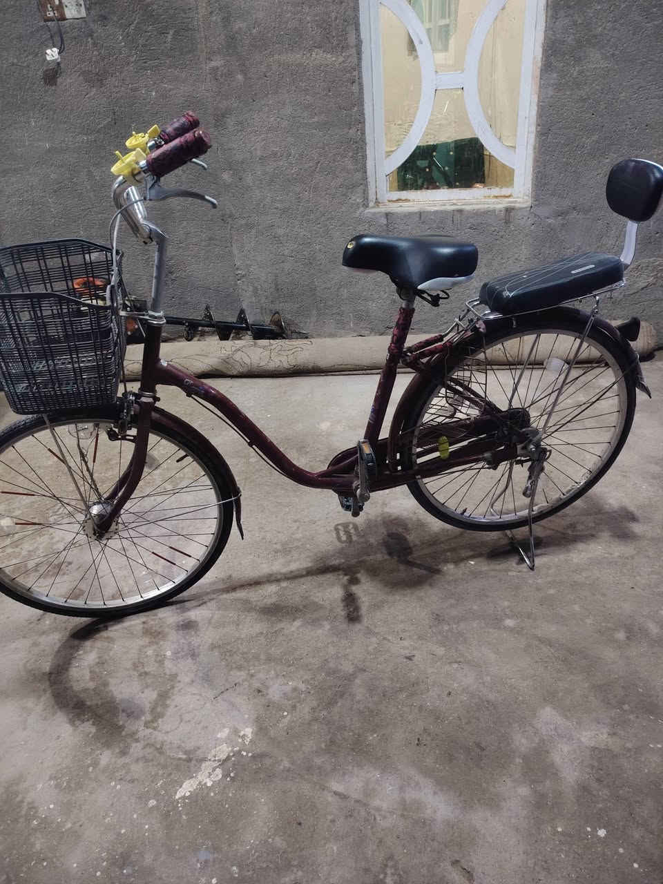 السلام عليكم
بايسكل للبيع  نضيف حيل
السعر 75 وبيه مجال
مكان بابل جبله
رقم ***********
او مراسله الصفحه
