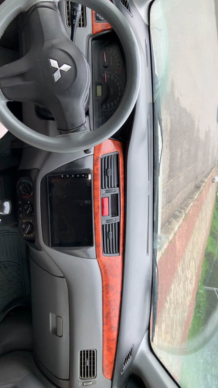 لانسەر 2007
مەکینە بچوک
چار جام کارەبایی
شاشە ئایپاد و کامیرە
Abs
گێر تۆماتیک
حیزامە لەسە ساخی
گێڕ و مەکینە و تەبرید بەشەرت
توند و تۆڵە تایی نوێیە بێ مەسرەفە
ڕەقەمی نوێیە
0750/440/0570 أربيل, العراق


**إذا كنت صاحب هذا الإعلان وتريد حذفه لأي سبب، رجاءا أرسل رسالة إلى الدعم الفني**