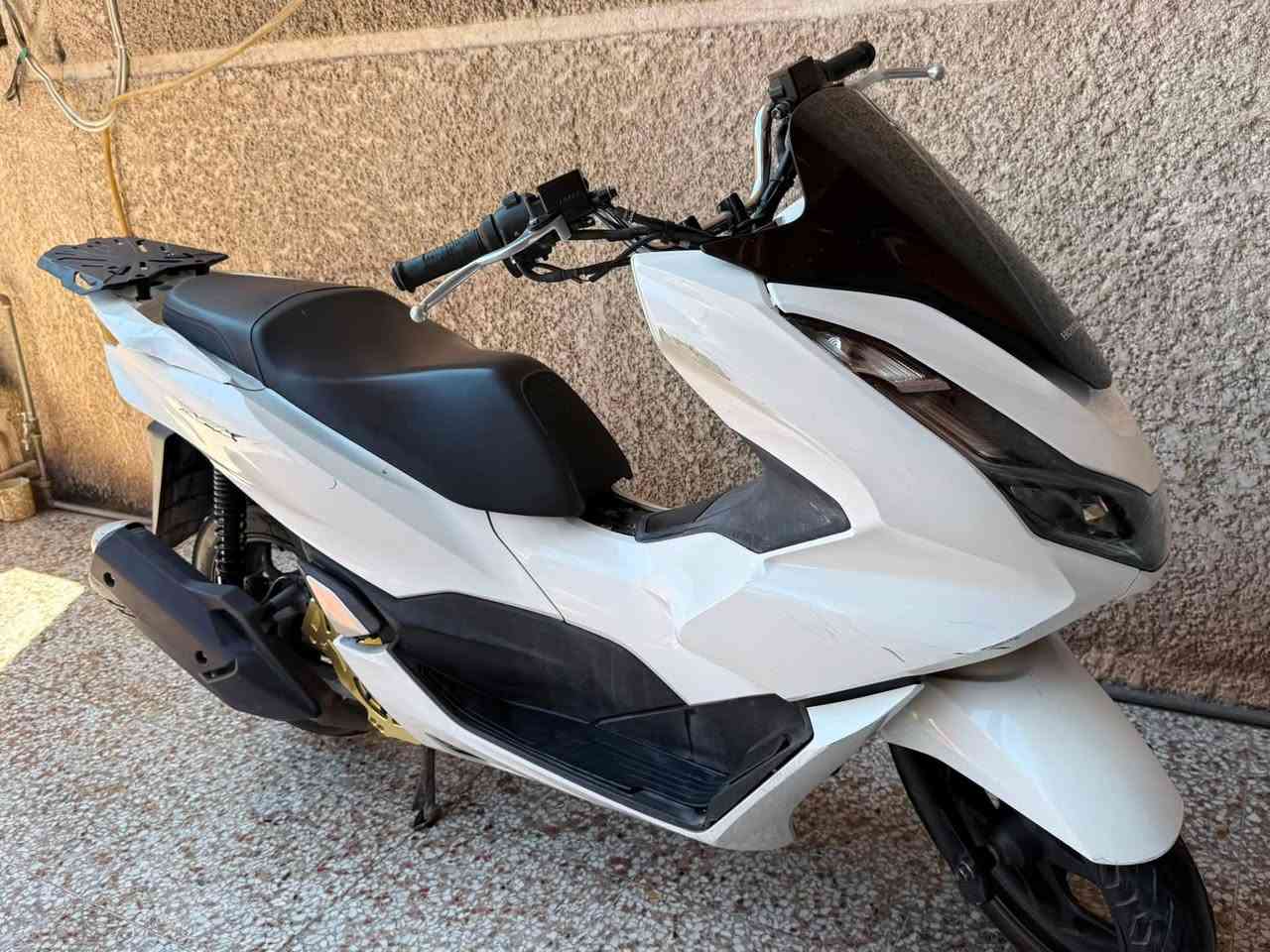 بي سي اكسpcx
جيل الرابع
الدراجه كفاله مكينه وكفر بي كم شخط

ندفئه يدات
سبايدر خلفي
حساس زدحام
قبق راديتر رياضي ذهبي
نضام البريك Aps
نضام مانع نزلاك T
السعر نتصل وبيك خير وتدلل
عنوان بغداد الغزاليه رقم
***********
