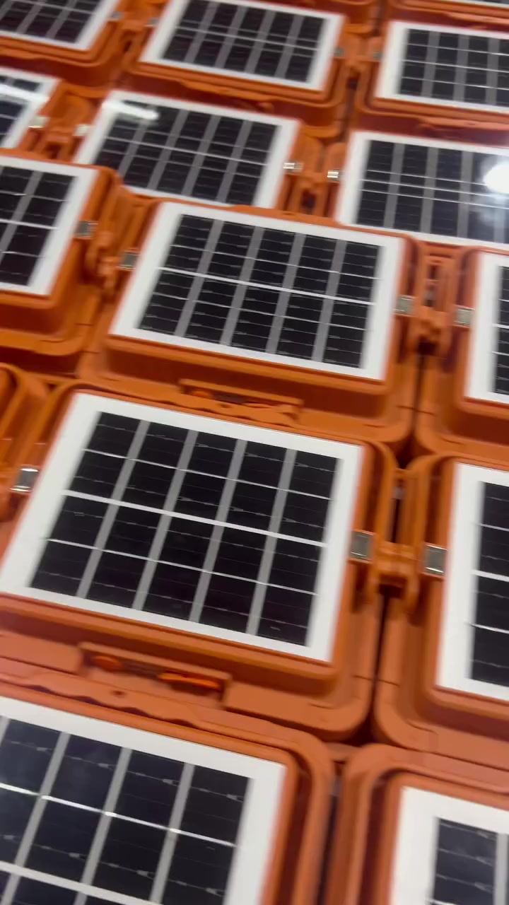 1. Shell material: ABS
 2. Lumen: 130 LM      
 3. Waterproof index: IP54                                    4. Solar panel 5V 3W line length 4 meters
 5. Charging time 4-6 hours in direct sunlight 
   6. Working time:4-6h 
7. Working temperature: -25℃ to 65℃


**إذا كنت صاحب هذا الإعلان وتريد حذفه لأي سبب، رجاءا أرسل رسالة إلى الدعم الفني**