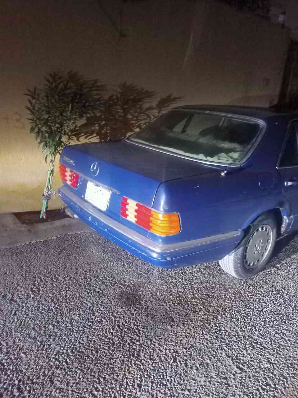 السلام عليكم سياره مرسيدس كفاله عامه حداده تبريد كهربائيات كلها شغاله ماكينه ثمانيه سلندر التواصل واتساب *********** مكان البصره شارع الحلاف السعر 38 وبيها مجال
