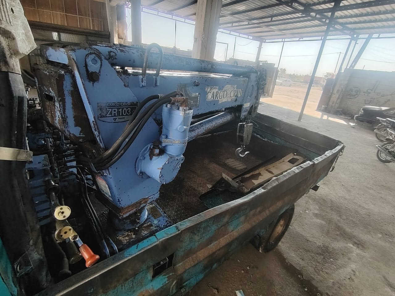 سلام عليكم كرين للبيع سياره دانيا كير ومحرك كيا رقم ديالى مشروع وطني سنوية ساقطه من 2019 نوع الكرين تادانو حجم الكرين؛1طن او بل سنوية مو كرين  رقم الموبيل *********** السعر 35 وبيه مجال
