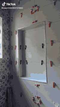 تطبيق وتركيب السيراميك الجداري والأرضيات بدقة واحترافية عالية.
مهارة ممتازة في تغليف الدرج بالسيراميك أو البورسلين.
​تحضير الأسطح وقياس وتحديد الزوايا لضمان استواء العمل (الميزان والوزنية).
​القدرة على العمل وفقاً للمواصفات وأصول الصنعة.
​📍 موقع العمل:
​البياع - شارع 20، بغداد.
​📞 طريقة التقديم:
​للجادين وأصحاب الخبرة، يرجى التواصل مباشرة (اتصال/واتساب) لتحديد موعد للمعاينة والاتفاق على الأجر:
​رقم الهاتف: ***********..
