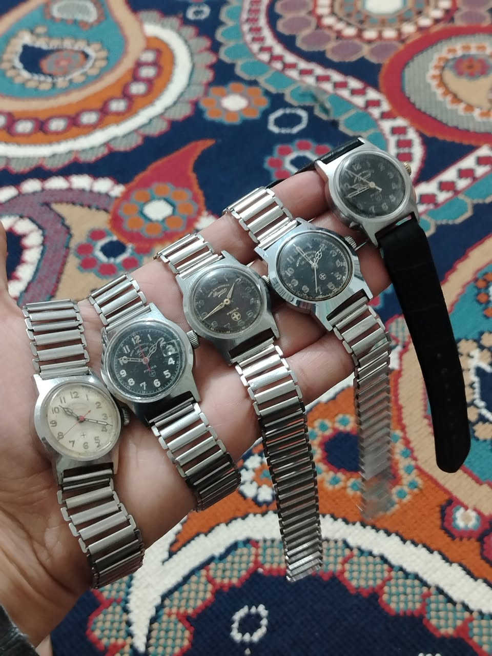 السلام عليكم أبيع شلع ١٠ قطع ٤ كوارتز و٦ نصب تكويك بيهن ٥ ويست اند اقطار ٣٢ ووحدة تايمكس قطر ٣٥ الكل شغال السعر خاص..


**إذا كنت صاحب هذا الإعلان وتريد حذفه لأي سبب، رجاءا أرسل رسالة إلى الدعم الفني**