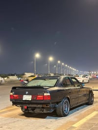 535i  للبيع مكينة 35 مفتوح جديدة شرط وكير عادي نمرة طويلة  سيارة جاهزة...