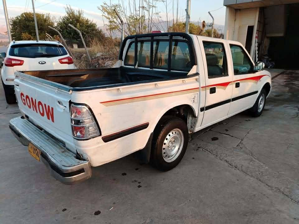 ماشەڵای ئەوێ ماڵی فەقیرە هەتا خوا حەزکات سەیارەیەکی مەزبوتە گێڕ و مەکینە ئەکسلی بەشەرتکارەبای و شتی مەزبوتە مەکینەی چوار وای لەسەرە سەنەویە گەرمی ئیش ئەکات هەکەیل و شانسی زۆۆر زۆۆر جوان و مەزبوتە   سەیارەکە لە سلێمانیە سعری ۲٨ گەڵایە کێ حەزی لێ بوو لە خزمەتیام
***********
