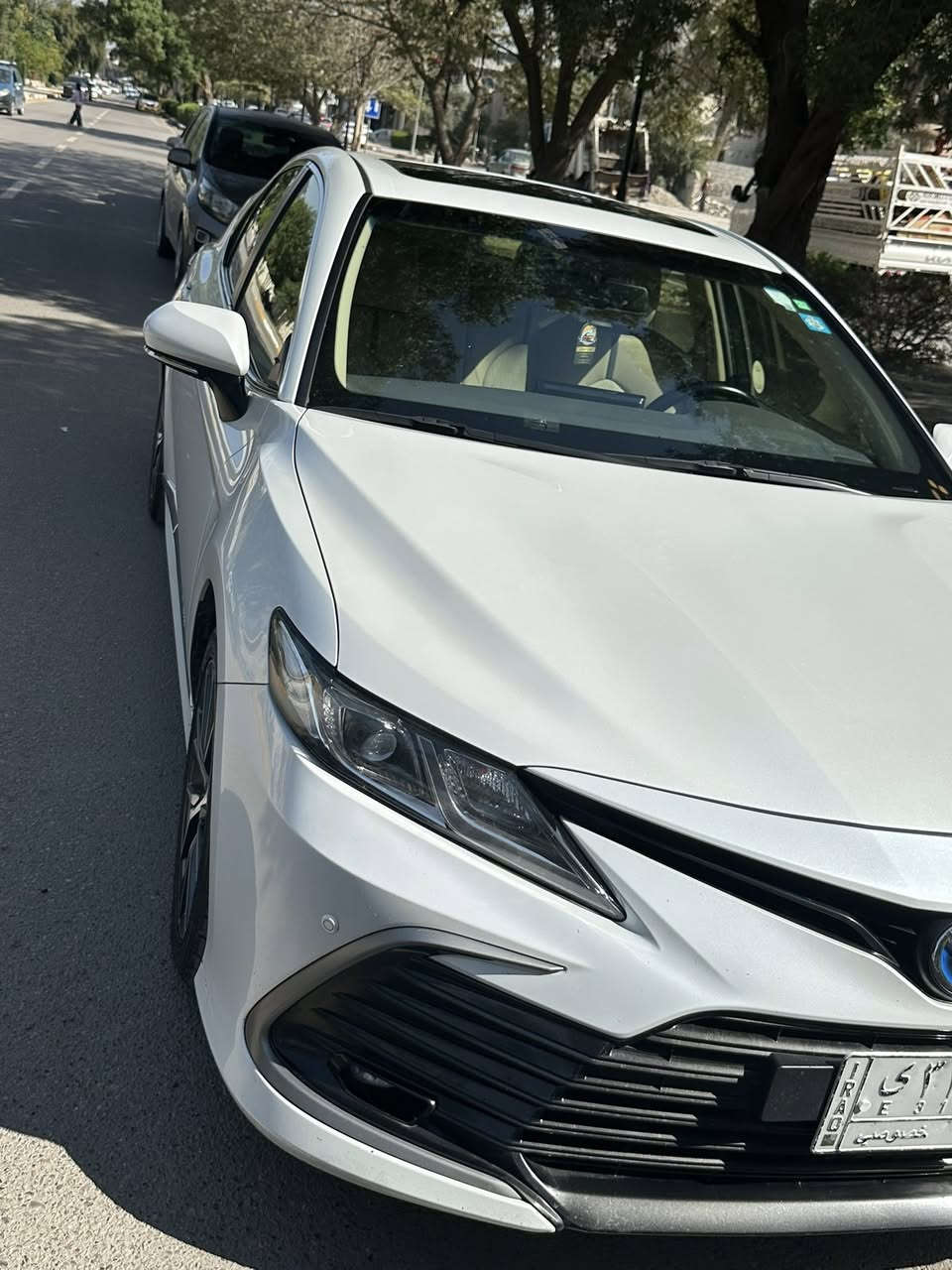 سلام عليكم
كامري 24 هايبرد GLE وكالة عبد اللطيف 

كفاله عااامه من دعاميه للدعاميه 

 ولا صبغ 

مواصفات 

تشغيل بصمه 

تحكم ستيراً

فتحة سقف  

حساس امامي خالفي 

 برده كهرباء 

تبريد امامي خلفي 

كلشي بيه عالبلاد 

السعر240 وبي مجال بسيط 

بغداد حي الجامعه  

هـ ***********
