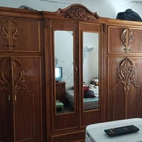 غرفه نوم صاج • اضرار بسيطة • سرير بدون إطار