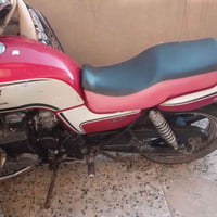 بطحه سيبي نضيفه محرك ٧٥٠سيسي بيه عطل واحد فاره يطق السعر ٨٠٠او اذا اكو...