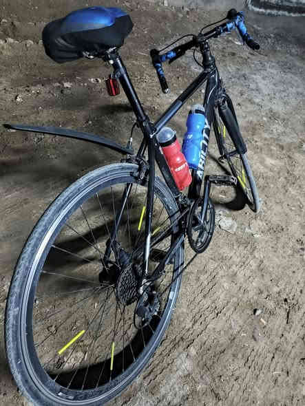 سلام عليكم حبايب كلبي تحياتي الجماعت هل الكروب عنواني بغداد حيور السعر250 وبي مجال بصيط تواصل وتساب ***********
