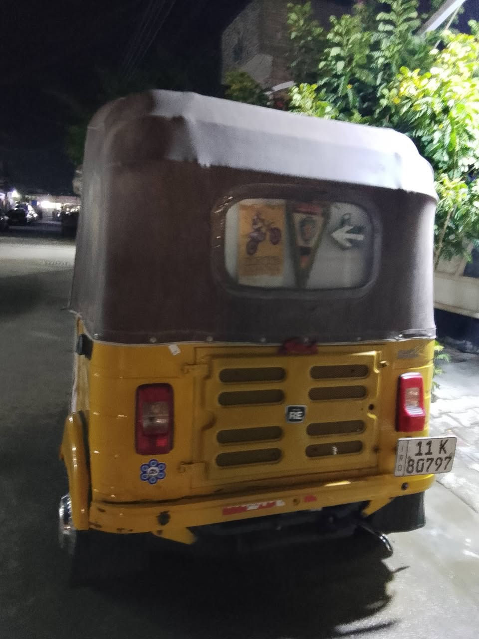 سلام عليكم تكتك موديل2019بشهر9 تكتك حلوه ونضيفه السعر 6500بيه مجال مكاني الحسينيه  الراشدايه قرب مستشفى تركي رقم تلفون ***********
