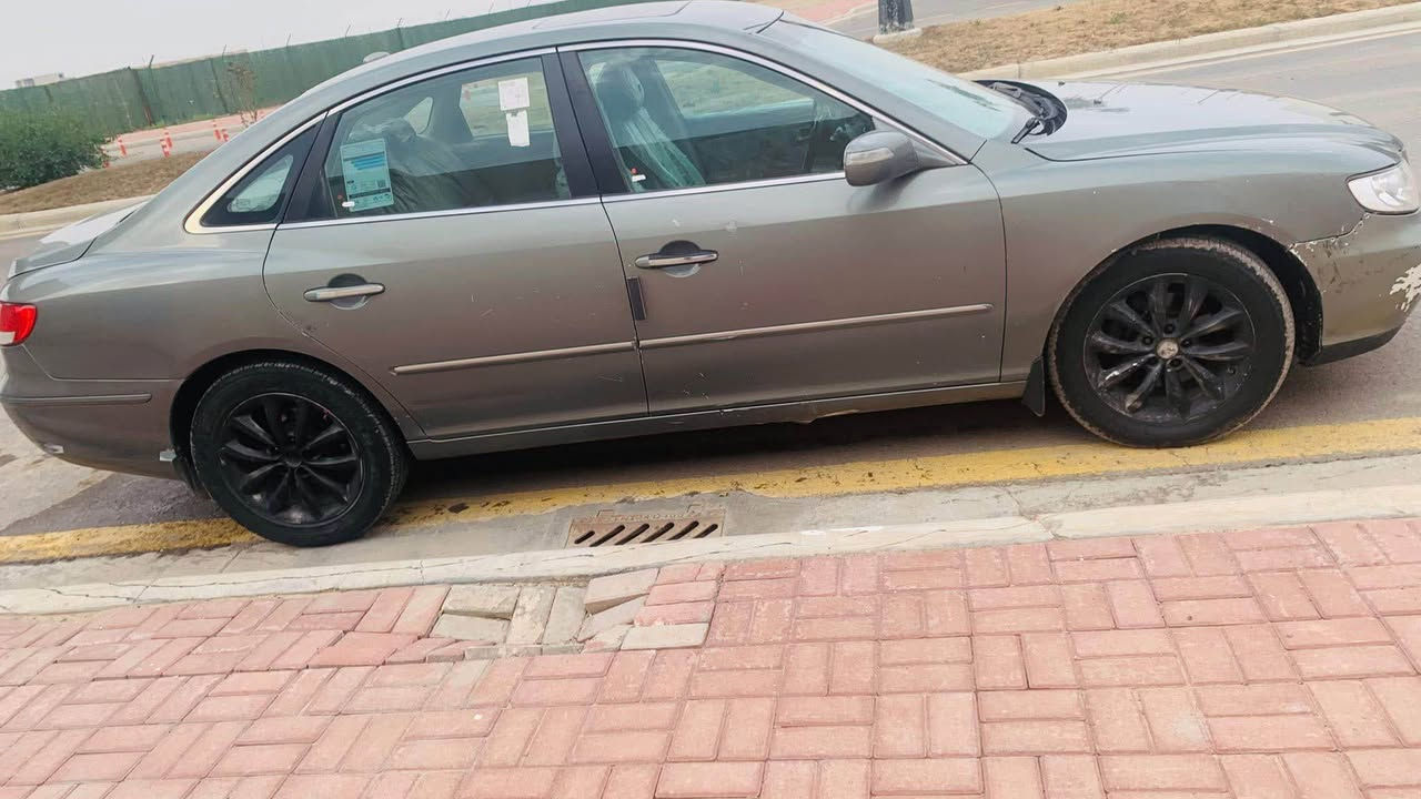 ازيرا 2008 لمتدد يعني واحد على واحد  رقم مميز رقمين برقمين

السياره مصبوغه حزام مكفوله من كص ونقل وعيب شرعي واصوليات

السياره امريكي فول مواصفات فتحه+ تحكم ستيرن+شاشه+مري شفط+ميموري خزن+كشنات جلد تدفئة+

كشنات كهرباء

مكينه كير جدد

حداديه من طول لطول جديده

تايرات جدد

كهربائيات من الطول لطول نضافه 99%

السيارئه سنويه بئسمي 

السعر 79وبيه مجال بسيط

التواصل عبر الهاتف او واتساب فقط 

*********** مكاني الانبار الرمادي Singapore
