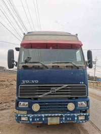 للبيع فالفو تك وراه عربانه جناب اوربيه 3 محاور  السعر 145  شاصي سنسول ...