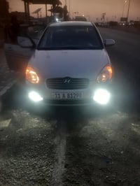 اكسنت للبيع وارد مريكي حادثها ربع دوسه وربع جاملغ وطرف الباب السايق بس...