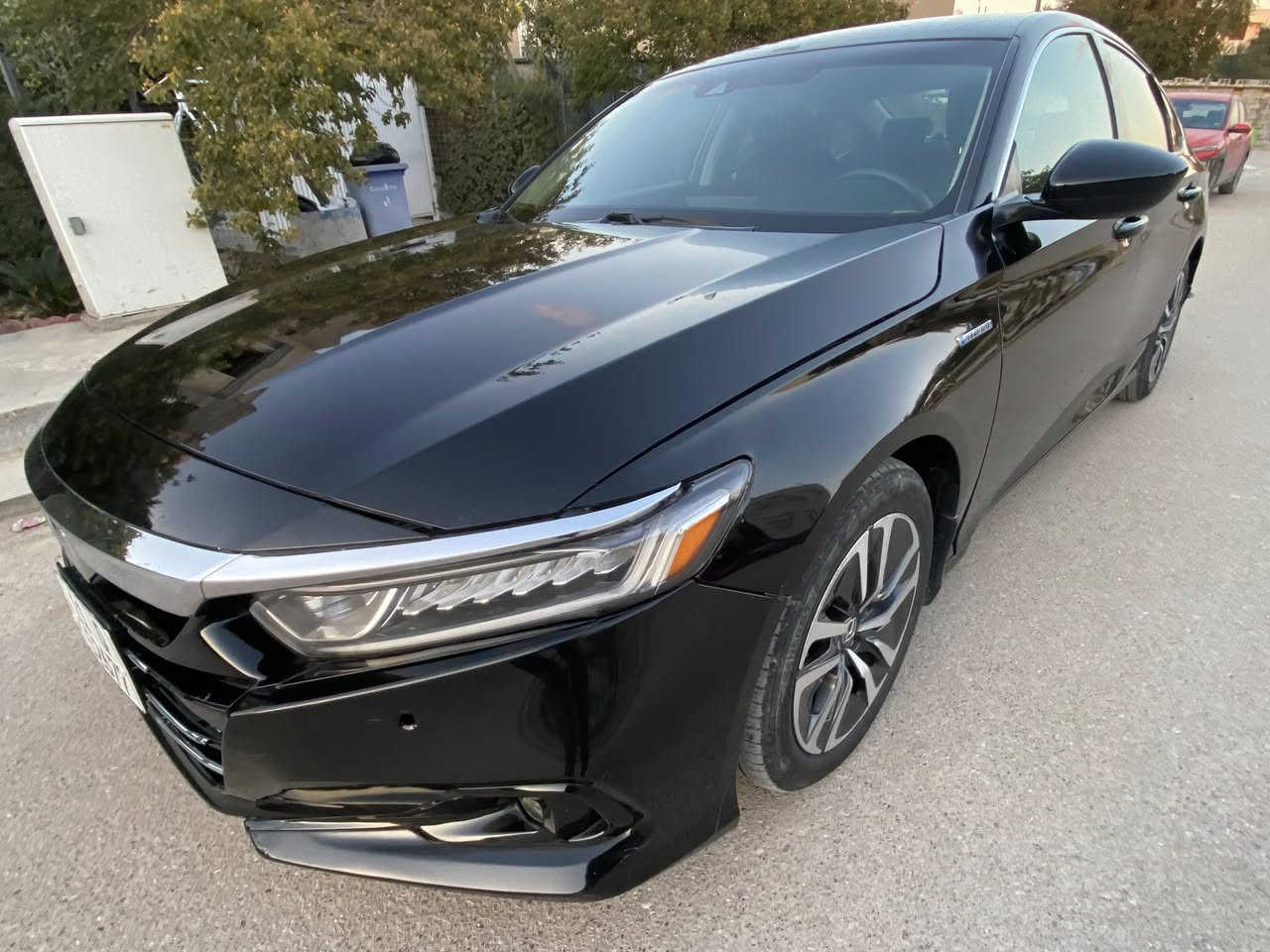 للبيع هوندا اكورد هايبرد موديل 2022 ماشية اقل 50 الف ميل صور حادثها مرفق بالصور ومواصفاتها معروفة مكاني بغداد القادسية سعرها 145


**إذا كنت صاحب هذا الإعلان وتريد حذفه لأي سبب، رجاءا أرسل رسالة إلى الدعم الفني**