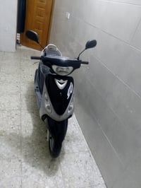 دراجه ماكس منغولي ابلاديه كلها مختمه ختم واحد صار فتره نازله رمبه نكره...