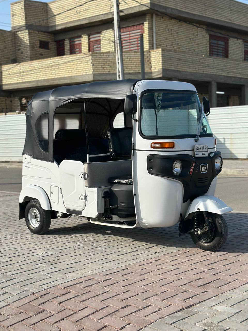 سلام عليكم 
تكتك موديل2022/12/27 شركت المصطفى
كفاله عامه كشر ومكينه  
مرقم بغداد تحويل ثاني يوم  السعر 9800 وبيها مجال مكان البياع تقاطع درويش 
***********
