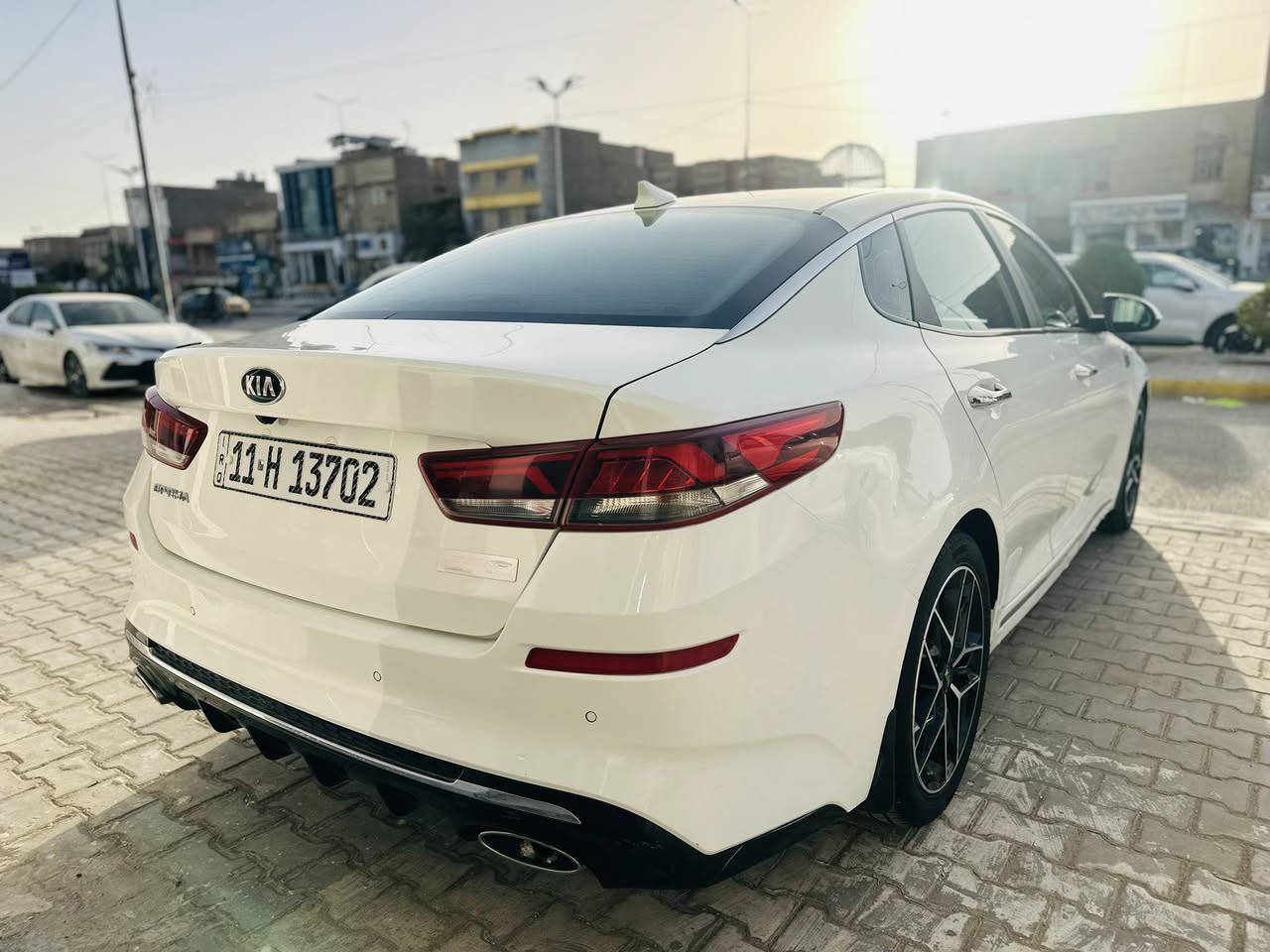 سلام عليكم البيع كيا اوبتما ٢٠٢٠ خليجي فول مواصفات عده اوبنراما كفاله عامه رقم بغداد نكليزي شريكه الدوليه سياره جديده كلش سعر السياره ٢١٥مكان السياره السماوه اي استفسار انتصل ***********
