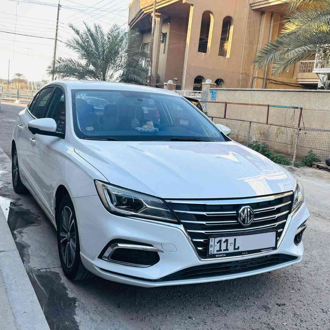 سلاام عليكم ورحمه الله وبركاته
Mg5 2024
سيارة لكجري الفول 
كامرات 360
اوتو هولد 
مري شفط 
فتحة 
بصمة 
كراسي كهرباء 
تدفائة كشنات 
وباقي موصفات الكجري معروفة 
سيارة ماشية 25 الف قابل للزيادة 
سيارة مكفولة من البارد وصبغ كفالة عامة ماعدة طخة بسيطة بل دوسة مال كشن صدر ممبينة من جوة 
رايدهة 
110 وبيهة مجال للطيبين 
***********

