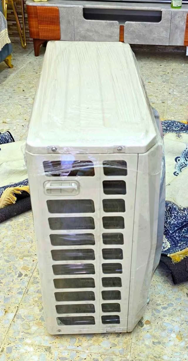 سلام عليكم خارجيه سبلت ميديا ٢طن بلادي شركه مملعوب بيه وضمان ثلج ٣٠٠ الف مكاني بغداد متوفر توصيل *********** بغداد, العراق
