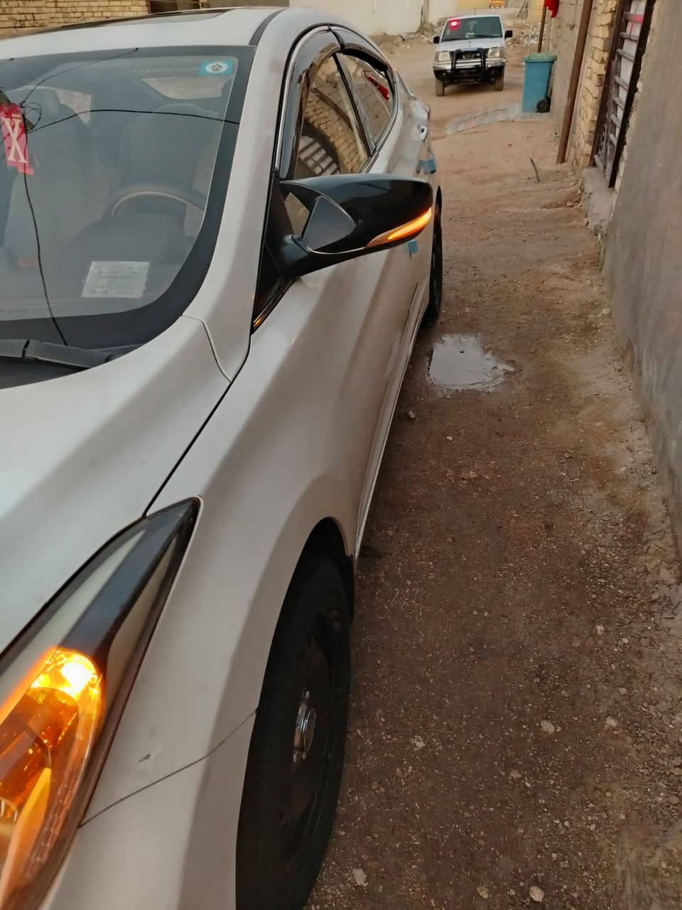 سلام عليكم سياره الانترى للبيع وراد خليجي مكينه 1800 مديل 2015  سونار موجود بل صور سعر 125وبيه مجال بسيط مكان ناصريه مركز لستفسار من رقم ***********
