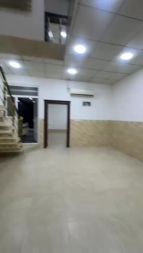 سعر/٧ دفترو ٥٠ ورقة معامله دار للبيع (زانكو ٩٩) قرب  مشاتل زانكو 
مساحة ١٠٠م  طابو صرف 
كونتر و سباليت ويا البيت  للاتصال***********
