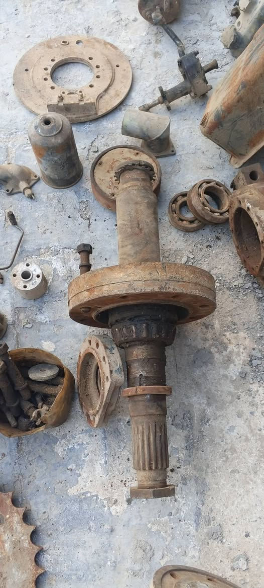 غراض تفصيخ للبيع اي حاجه تعجبك اتصل علا الرقم وبل خدمه ***********
