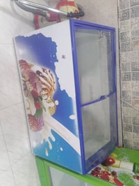 مجمدة • للبيع • قابلة تفاوض