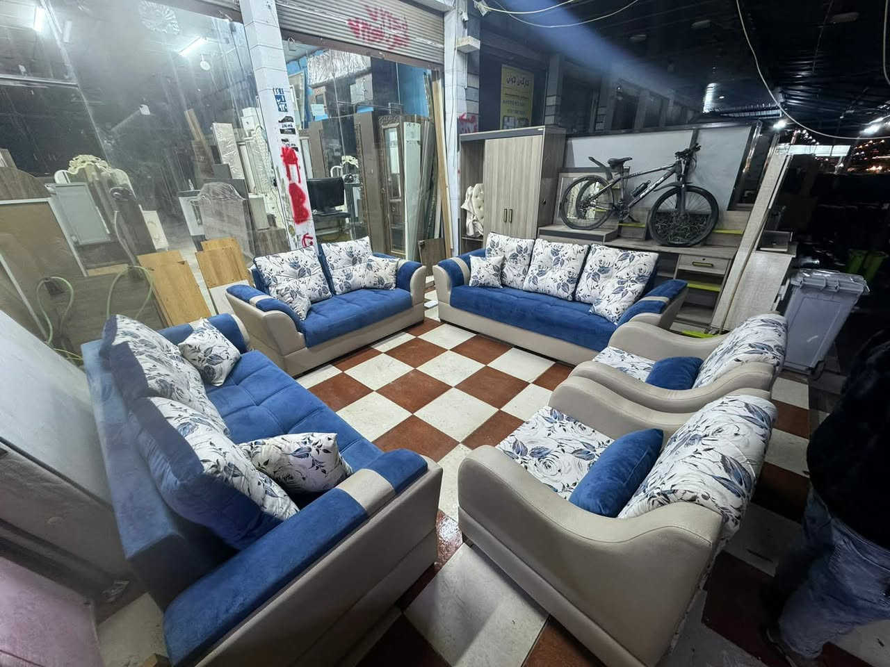 تخم قنفات تركي قماش وجلد استعمال قليل نظافة 100% عشر مقاعد


**إذا كنت صاحب هذا الإعلان وتريد حذفه لأي سبب، رجاءا أرسل رسالة إلى الدعم الفني**