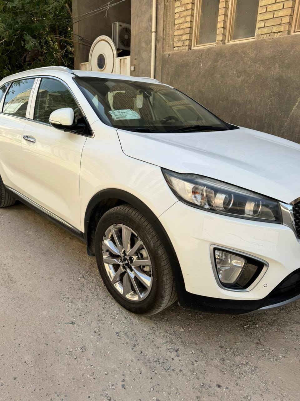 سورنتو 2016 خليجي
4 سلندر
مكفولة كفالة عامه 
(گير ،محرك، گشر)
عداد المسافه
(106km)
كشن كهرباء
بصمه دخول ذكي 
3 انظمة قياده 
كروس سرعه 
 
للأتصال على الرقم 
***********
