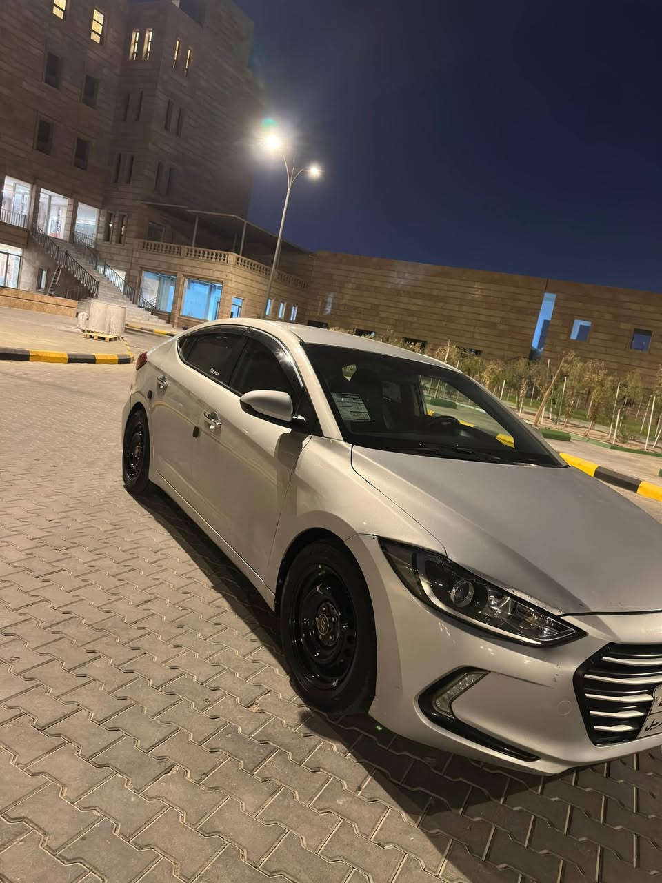 سياره النترا 18  محرك 2000 دوش
وارد مريكي مصبوغ حزام
ولباقي كله كفاله وكلشي شغال ..
 سنويه منتهيه صالها سنتين سياره بصره وراعيها يمنه قريب السعر 110 وبيها مجال قليل لمو شراي ע يتصل ***********
