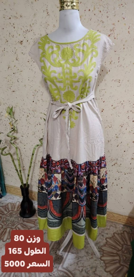 دراعات كويتي سوبر كريمة
سعر القطعة والقياسات داخل الصورة 
موجود جملة ***********
