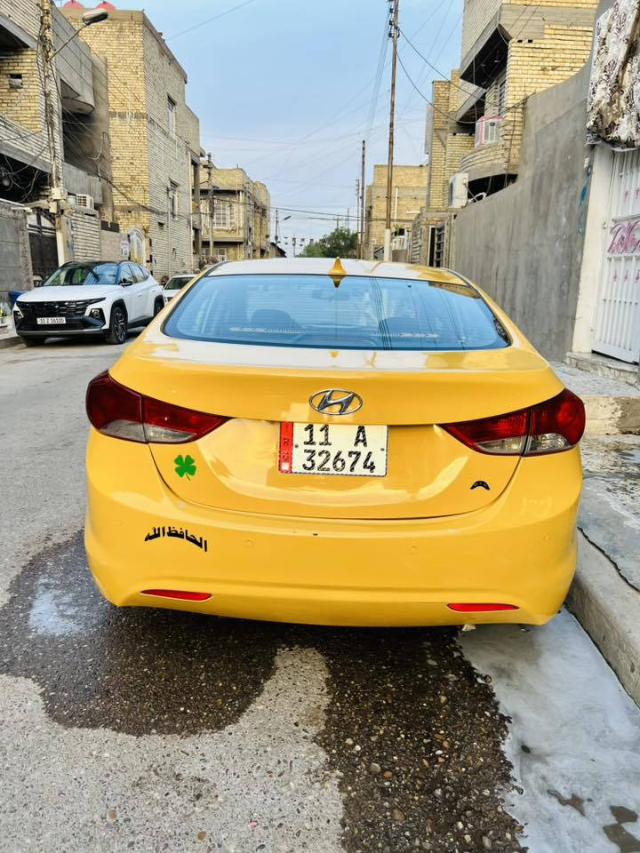 السلام عليكم النتره 2011 وارد امريكي حادث جاملغ خلفي فقط بدون دواخل سياره ليبل واحد تبريد مكينه  حداديه تخم تاير خير من الله سنويه 2030 جديده هيءه غرامات مصفر رقم بغداد أنكليزي السعر 87 وبيه مجال بسيط ***********
