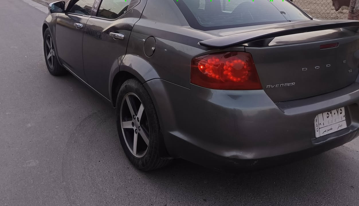 دوج افنجر موديل 13  محرك 4 سلندر 2400 كير ومحرك كفالة حادثها جاملغ وباب ومصبوغة اثر جراد رايدها ب  62 ورقة مكاني بغداد جديدة  ***********
