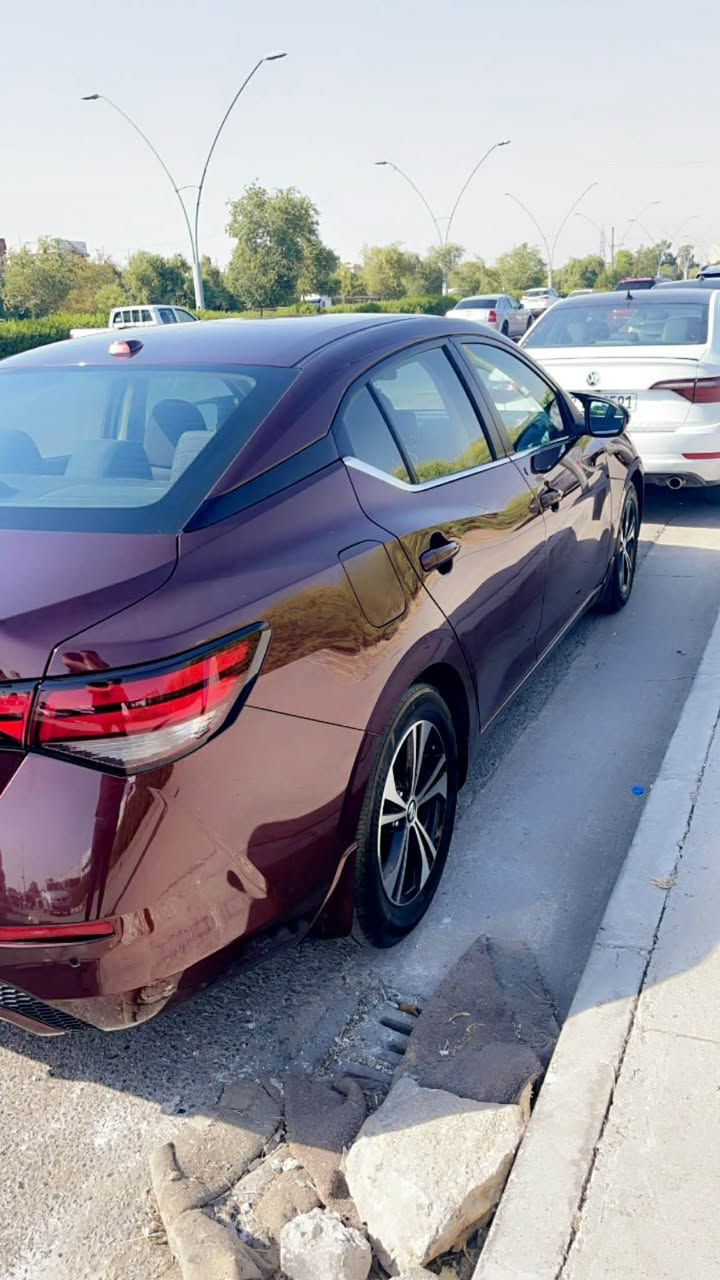 السلام عليكم 
نيسان سنترا للبيع 2022 
مواصفات SV
السياره كلين بدون قطره صبغ 
فقط مكانين PDR
كير ومحرك وتبريد وكهربائيات كله بشرط 
رقم وهزه وفحص كله جديد تحويل بنفس اليوم 
السياره جاهزه ومناقصها اي شي 
اي استفسار 
***********
*********** أربيل, العراق
