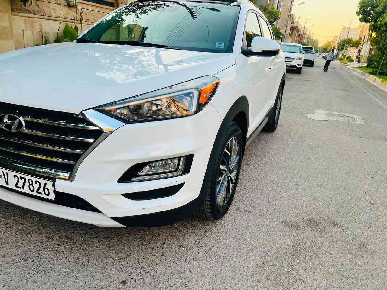 يا الله 
سلام عليكم 
هونداي توسان موديل 2021
سياره بأسمي 
وارد امريكي 🇺🇸فول واحد ع واحد 
لون مميز ابيض ثلجي السياره 
حادث بس بنيد نفسه مصلح 
مكفوله من الشاصي واللغد 
بدون ايرباك 
ماشيه ٧٨ الف 
((ابيع على الفحص وين يعجبك افحص👍))
بيه قطعتين كلير امريكا

مواصفات السياره 👇
🛑محرك 2400
🛑 بصمه تشغيل وابواب وجنطه
🛑 كشنات  تدفئه امامي خلفي ♨️
🛑لايت لد ليلي نهاري
🛑كامرا دوراه 
🛑شاشة لمس تدعم نظام 
🛑 مانع انزلاق / مانع منحدرات
🛑رادارات 360 درجه
🛑اشاره 💡 با لمرايا 
🛑رادار جانبي النقطه العمياء 
🛑بانوراما
🛑رادار امامي ❗️
🛑تحديد مسار+ سياقة آليه
🛑توقف ذاتي 🚳 عند الاقتراب 
‏🛑‎فول تحكم ستيرن
🛑كروز مثبت سرعه 

🛑‏ تبريد  قطعتين 

🛑3 وضعيات قيادة Smart‏-Sport-Normal

🛑اوتو هولد @/توقف ذاتي 

🛑منافذ Usp /Aux /12v

‏‎🛑 حساس اطارات

‏🛑‎السعر 155 بيه مجال قليل 

السياره جاهزه مابيه اي نقص وجديده جداً احلى من الصور
الشراي يتصل ***********
عنوان بغداد غزاليه
