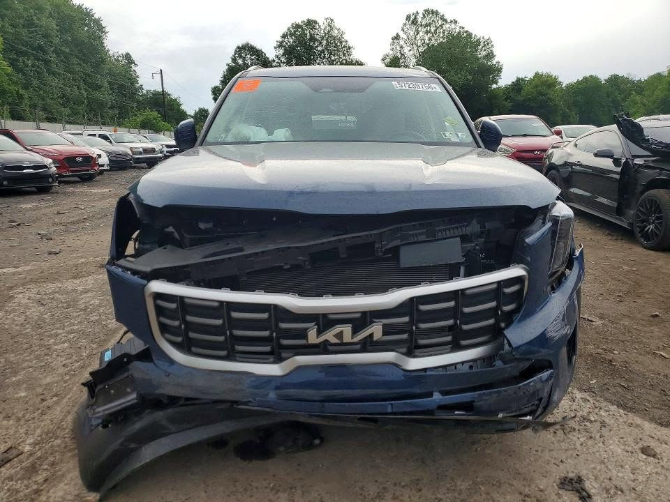 اعلان مزادات 2026-7-20
2025 KIA TELLURIDE S
المواصفات السيارة : في الصور
الضرر المركبة : موضح في الصور
حـالـه الـمركـبـة : تعمل وتسير
‏‎‏‎المسافةالمقطوعة : 6,131 mi
الساعه : 5:00 PM
‏‎نوع المحرك: 3.8L 6
السعر: يحدد في مزاد
قبل شراء السيارة يتم الفحص من الاضرار السابقة من خلال (carFax /
epicVIN) مجانآ
مدة الوصول : 40-60 حسب الولاية و اكتمال اوراق المركبة من المصدر
للأستفسار عن كافة المعلومات يرجى زيارة مقر الشركة
‏أكشن امريكا
البصره - ساحه سعد - محطه لؤلؤه البصرة
متوفر نقل المركبات الى كل من ( العراق - الاردن - تركيا - الامارات )
متوفر نقل المركبات الى كل المنافذ الحدودية والتخليص الكمركي ( ام قصر
- سفوان -طريبيل - ابراهيم الخليل -حاج عمران )
تكاليف النقل مع عموله المكتب تنافسية جداً
للاستفسار الاتصال:
*********** - قاسم مجبل
*********** - مصطفى
