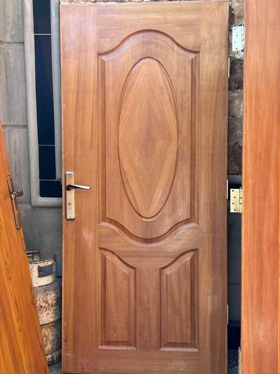 ابواب صاج خشب عدد ٥ ابواب نظافة مثل مواضح بالصور بدون چرچوبة فقط باب والقياسات مرفقة مع الصور الاقفال شغالات قيم بما يرضي الله واخذ مكاني                       بغداد - محمودية للاستفسار               ‭             ٠٧٧٦ ٢٣٤١٨٢١‬ بغداد, العراق
