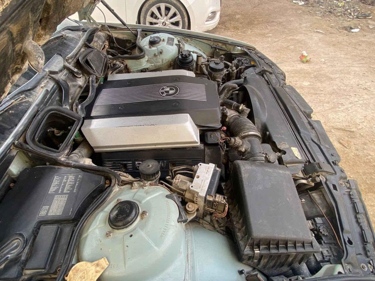 #شباب مكلف بلنشر 
#مكلف بلنشر السياره مال امير الكربلائي 
حجم735 بيها نواقص 
موديل 2000
السعر 48 
وباقي تفاصيل هوه راح يذكرها بلتعليقات 
 #مكلف بلنشر


**إذا كنت صاحب هذا الإعلان وتريد حذفه لأي سبب، رجاءا أرسل رسالة إلى الدعم الفني**