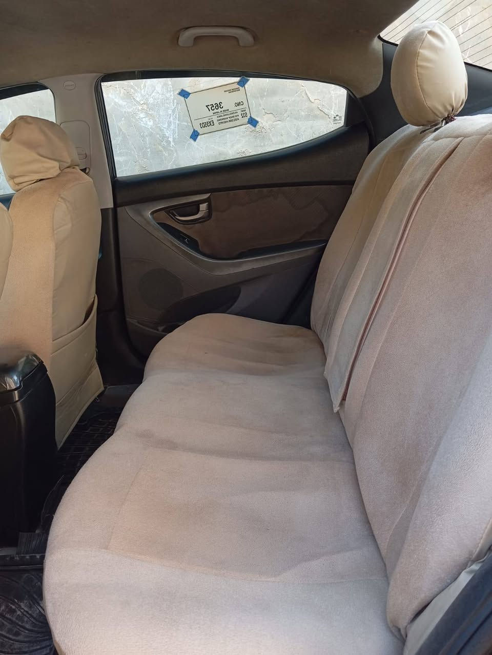 سلام عليكم ويرحمه الله وبركاته عندي سياره النترا موديل 12 سياره جديده رقم ***********
