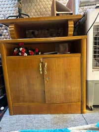 ميز للبيع  السعر 40 07707944560